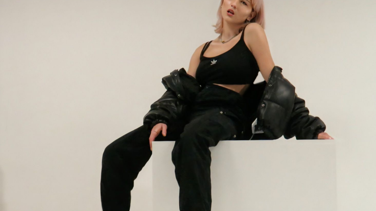 Self producing artist ‘ivee’ features K-Pop star Villain in her debut single “Fallen Angels”